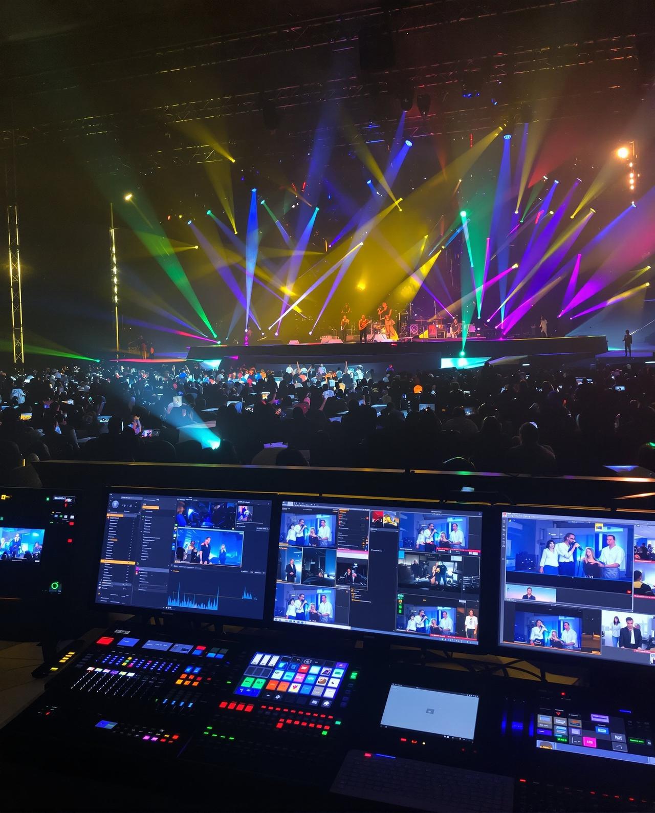 91国产精品音乐节现场LIVE精剪的多机位后期合成工作场景